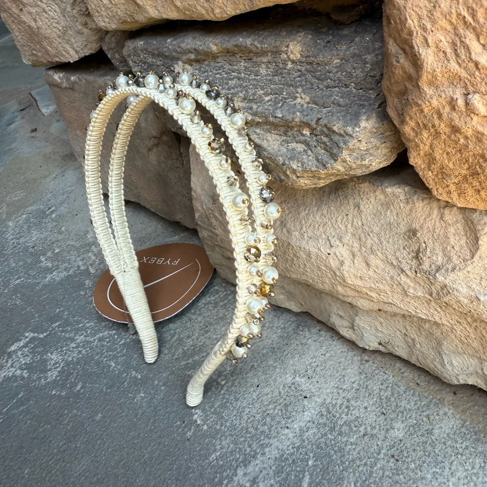 New🌟Anthropologie-Elegant Pearl and Bead Headband